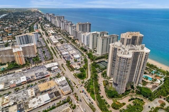 For Sale: $2,490,000 (0.40 acres)