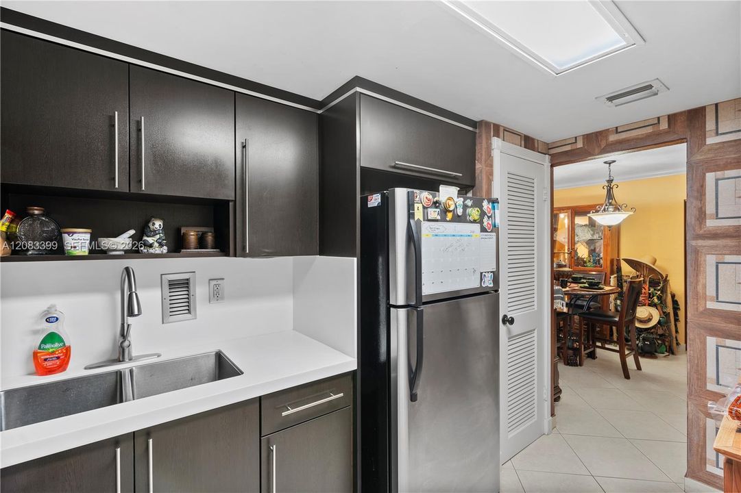 En Venta: $270,000 (1 camas, 1 baños, 940 Pies cuadrados)