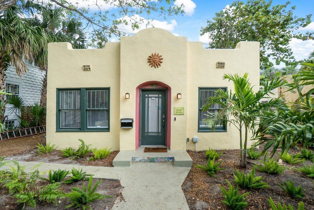 025-726NStreet-WestPalmBeach-FL-33401-SM