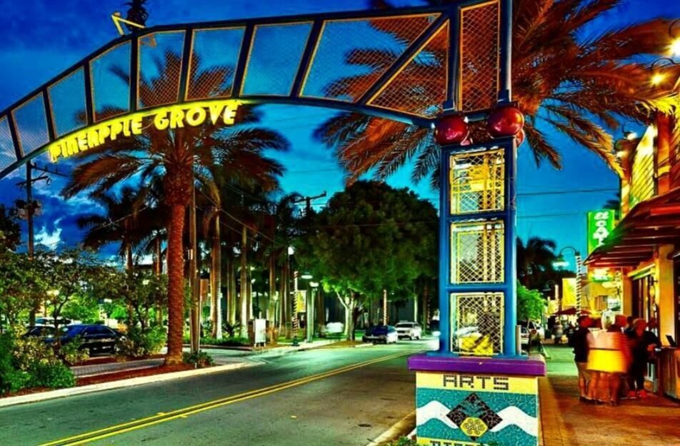 Delray Beach, Pineapple Grove