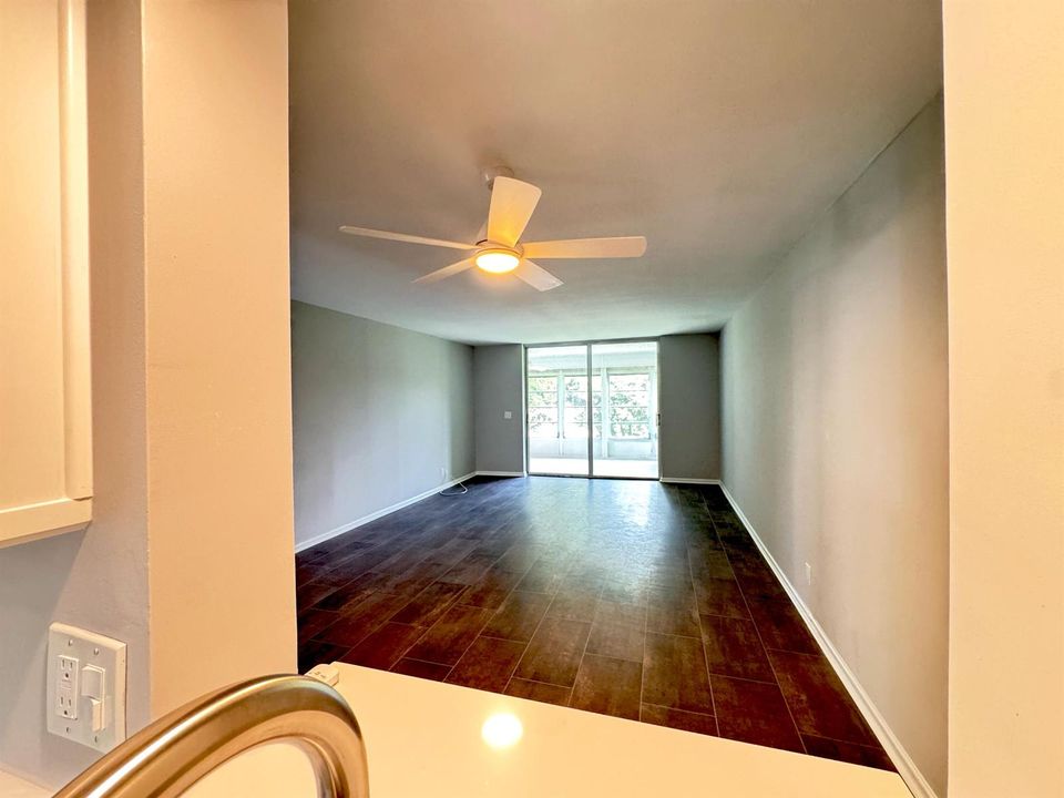 living room 006