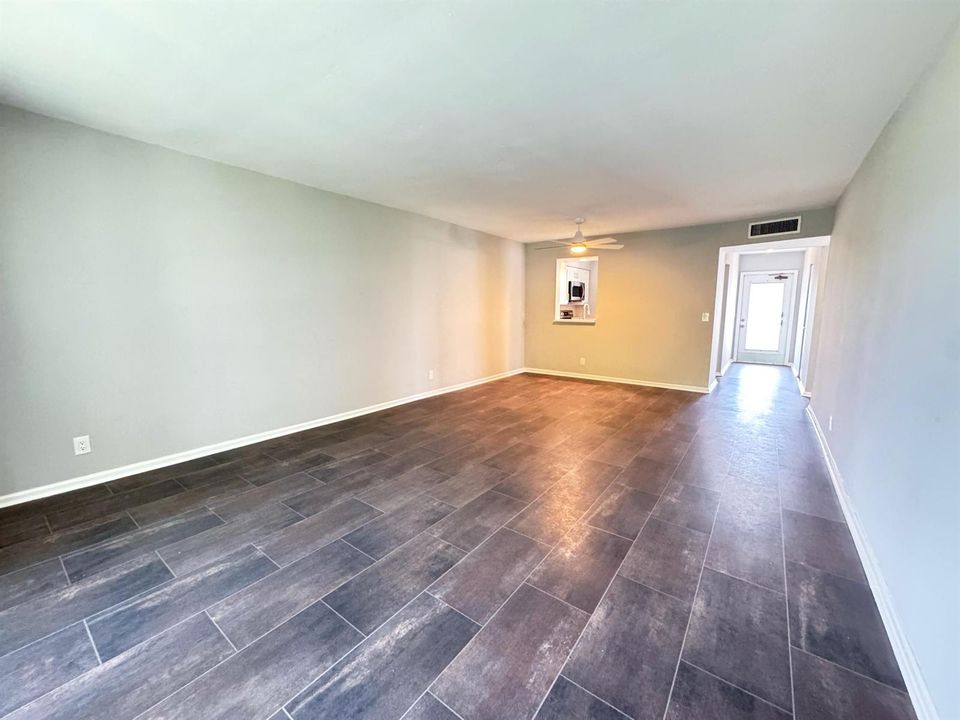 living room 002