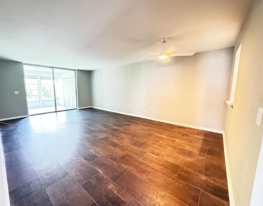 living room 004