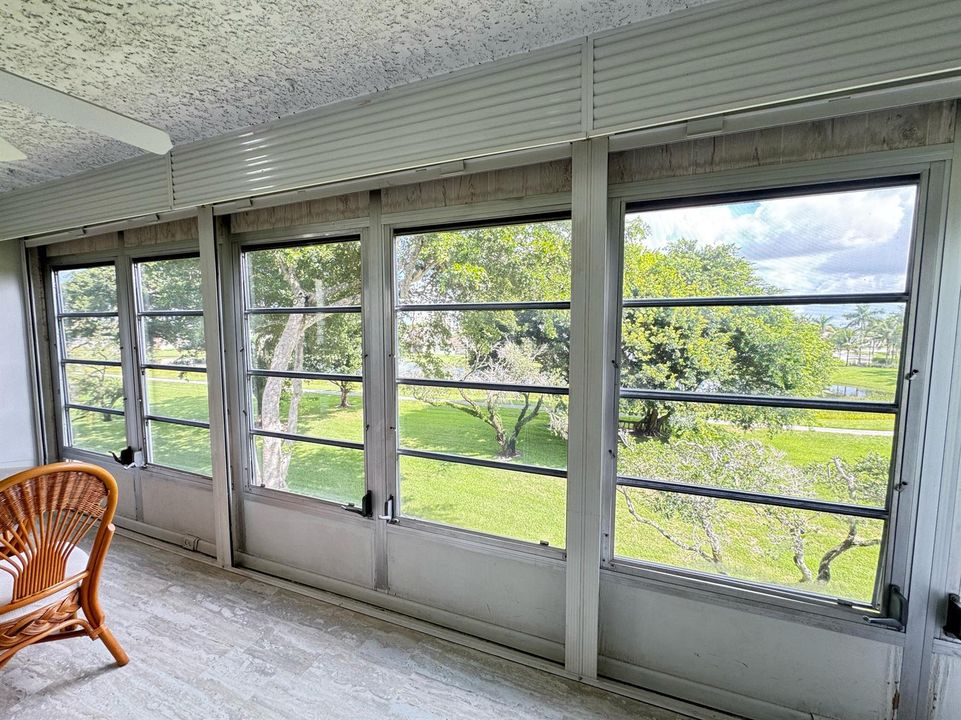 porch 004