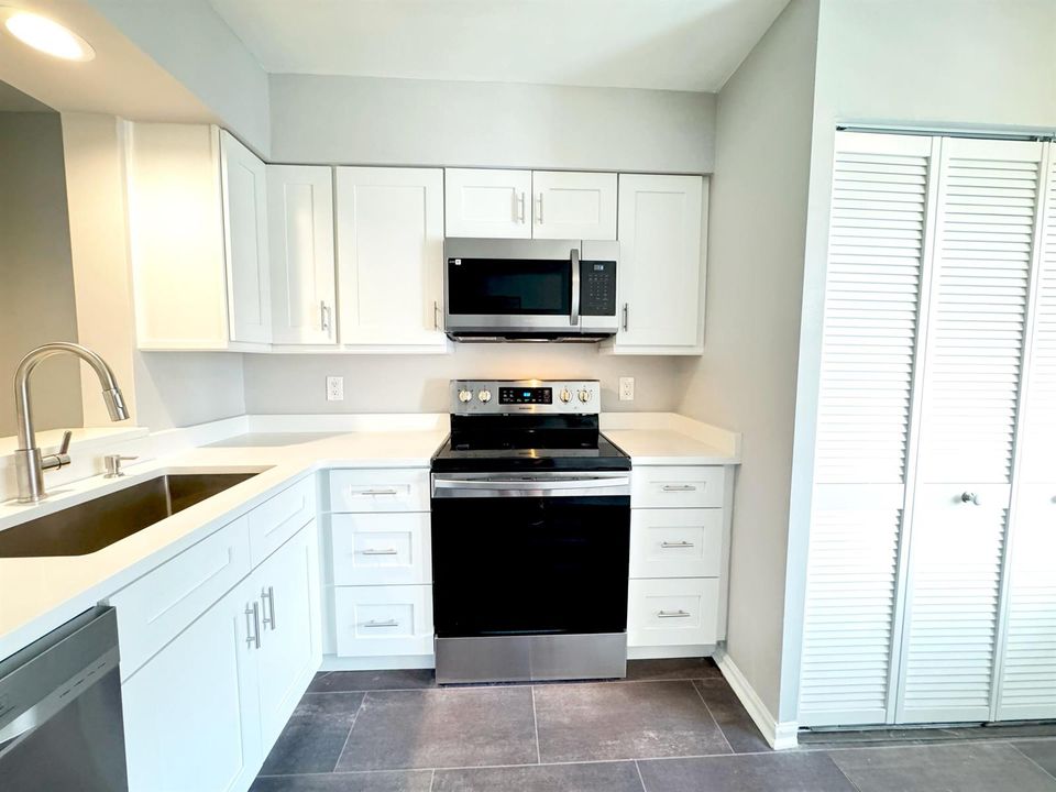 kitchen 010