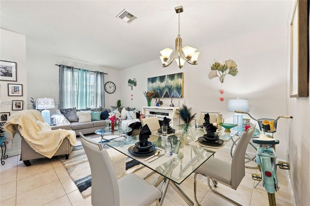 For Sale: $390,000 (3 beds, 2 baths, 1499 Square Feet)