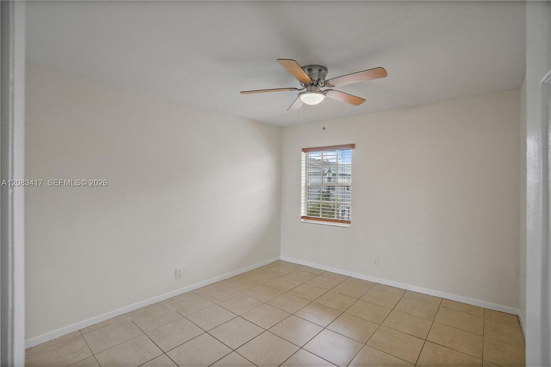 En Renta: $3,500 (4 camas, 2 baños, 1920 Pies cuadrados)