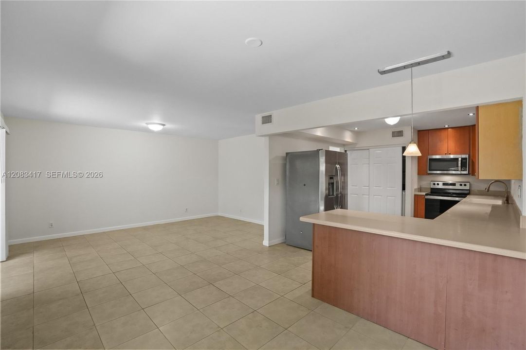 En Renta: $3,500 (4 camas, 2 baños, 1920 Pies cuadrados)