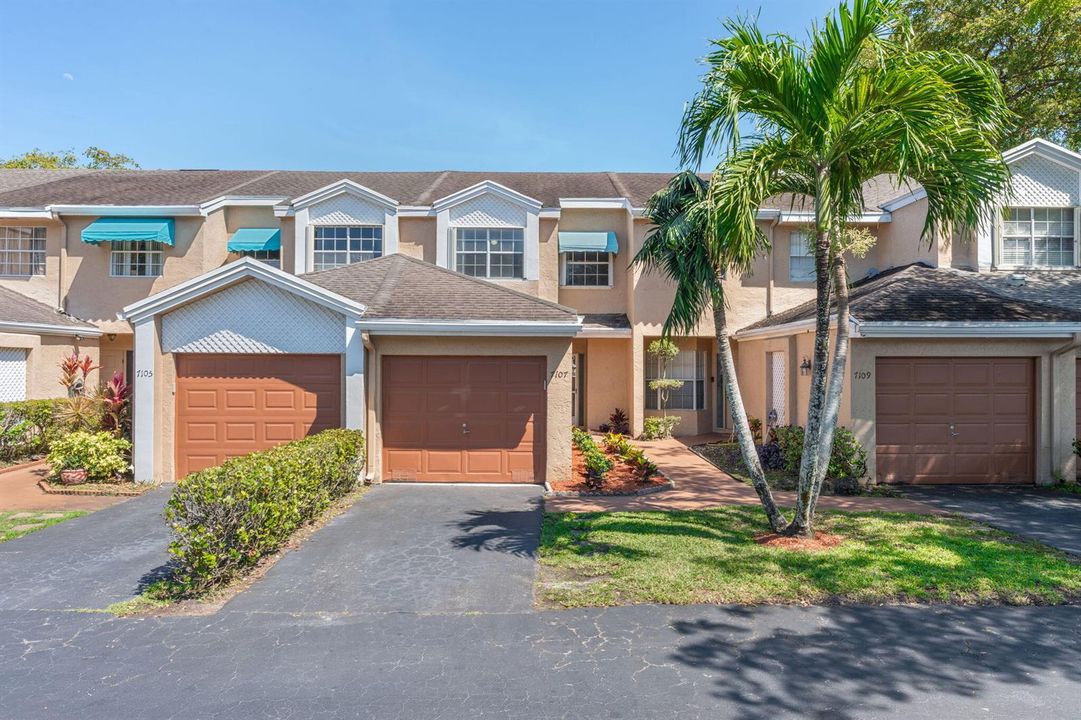 1-web-or-mls-7107 Woodmont Way, Tamarac,