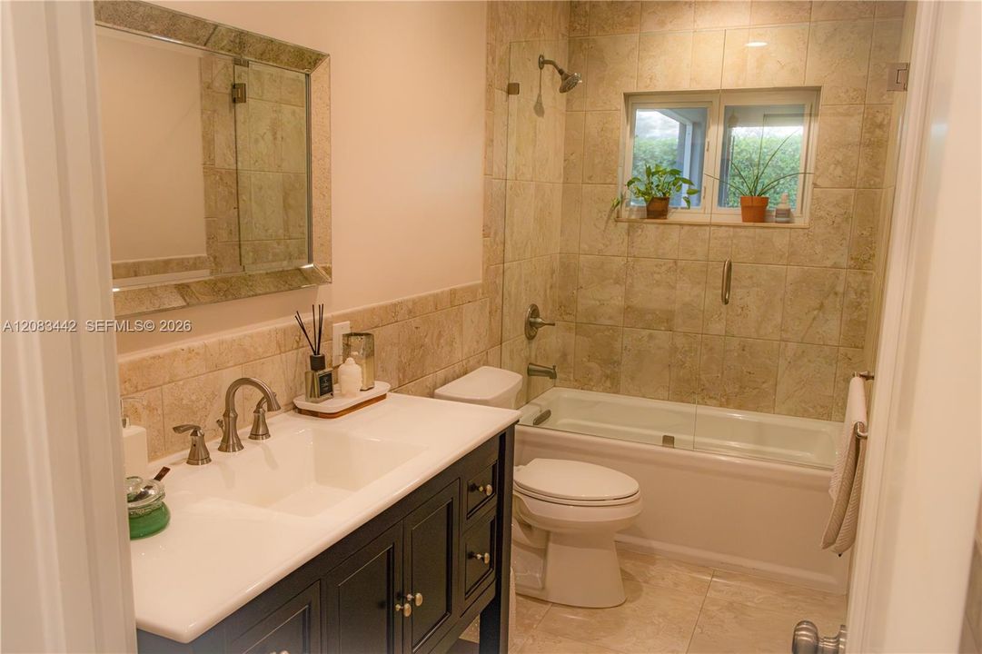 For Sale: $799,000 (3 beds, 2 baths, 1164 Square Feet)
