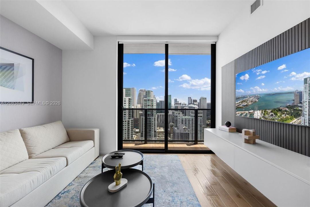For Rent: $7,000 (2 beds, 3 baths, 1043 Square Feet)