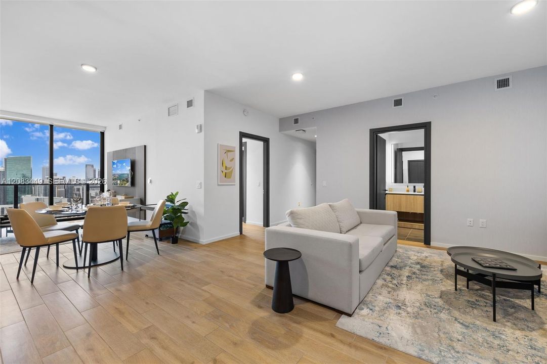 For Rent: $7,000 (2 beds, 3 baths, 1043 Square Feet)