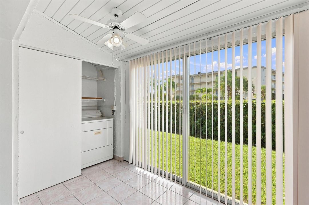 24. laundry area