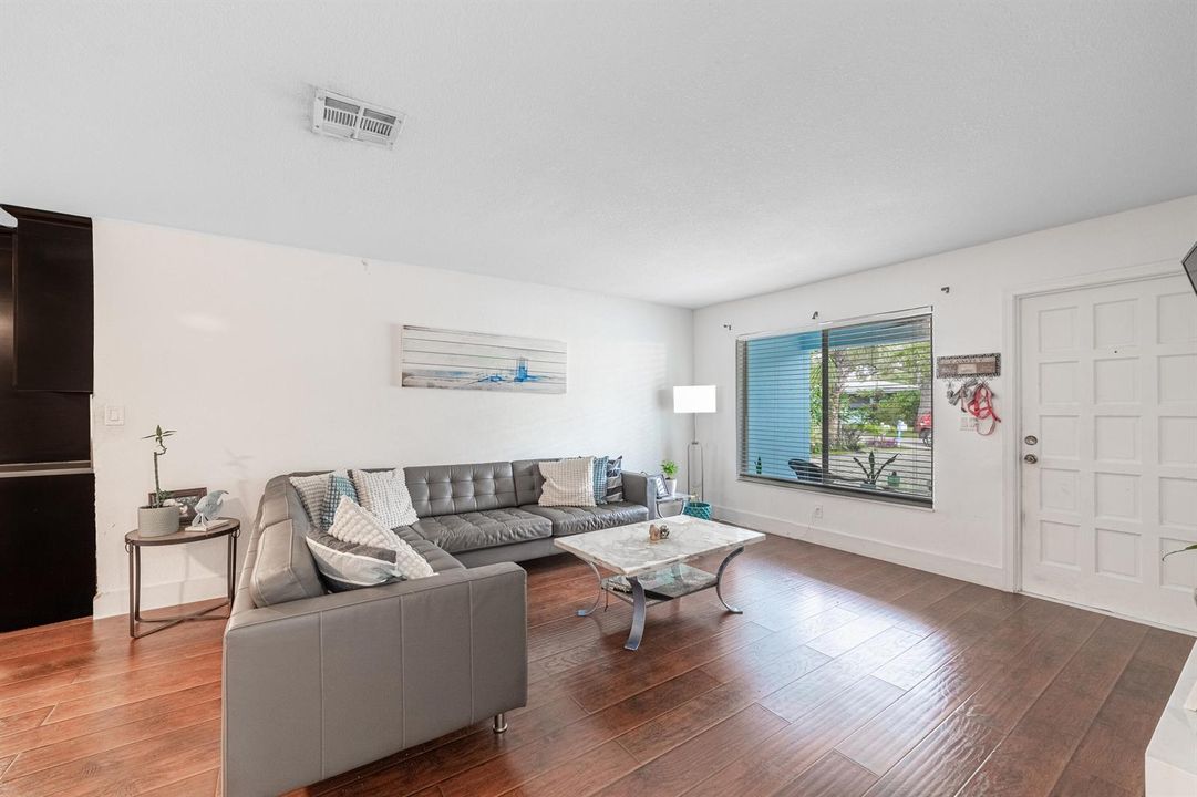 Livingroom-3
