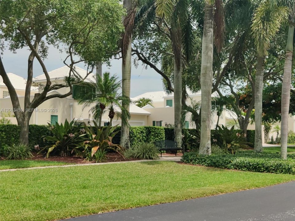 For Rent: $4,100 (3 beds, 3 baths, 1802 Square Feet)