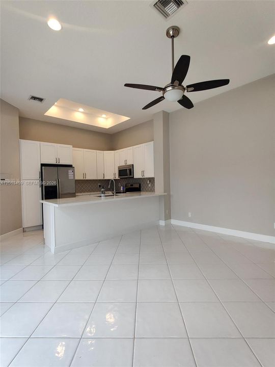 For Rent: $4,100 (3 beds, 3 baths, 1802 Square Feet)