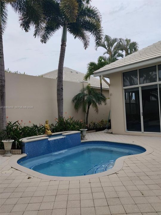 For Rent: $4,100 (3 beds, 3 baths, 1802 Square Feet)
