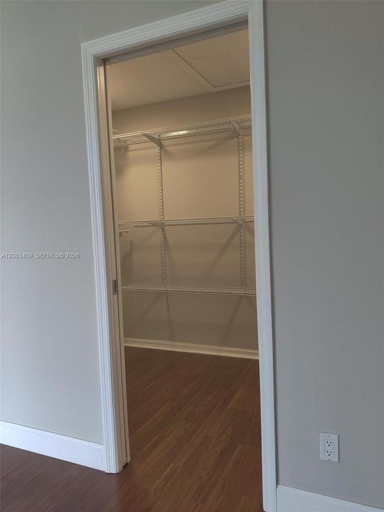 For Rent: $4,100 (3 beds, 3 baths, 1802 Square Feet)