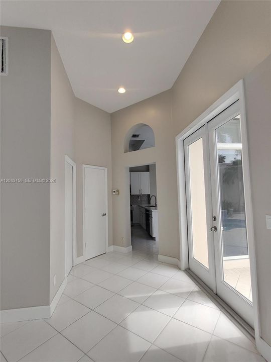 For Rent: $4,100 (3 beds, 3 baths, 1802 Square Feet)