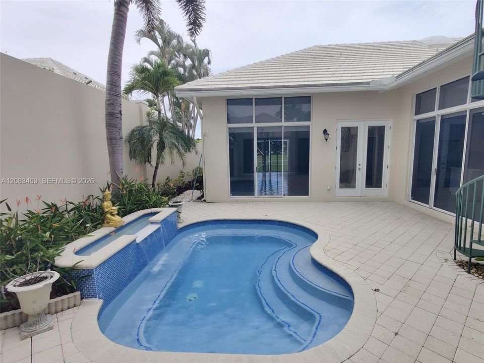 For Rent: $4,100 (3 beds, 3 baths, 1802 Square Feet)