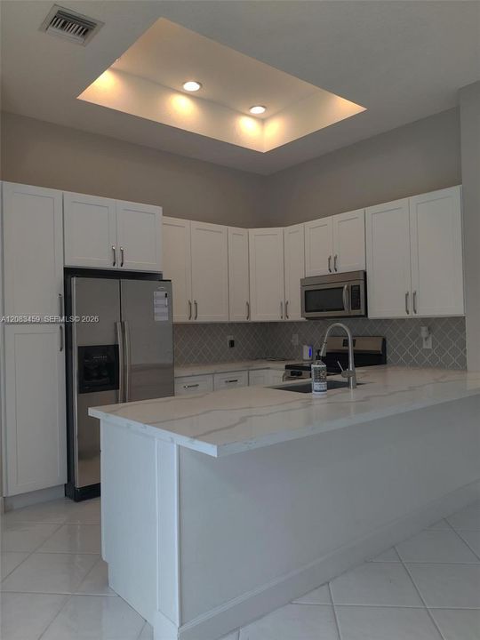 For Rent: $4,100 (3 beds, 3 baths, 1802 Square Feet)