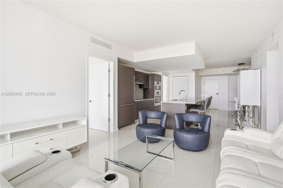 En Venta: $525,990 (3 camas, 2 baños, 1339 Pies cuadrados)