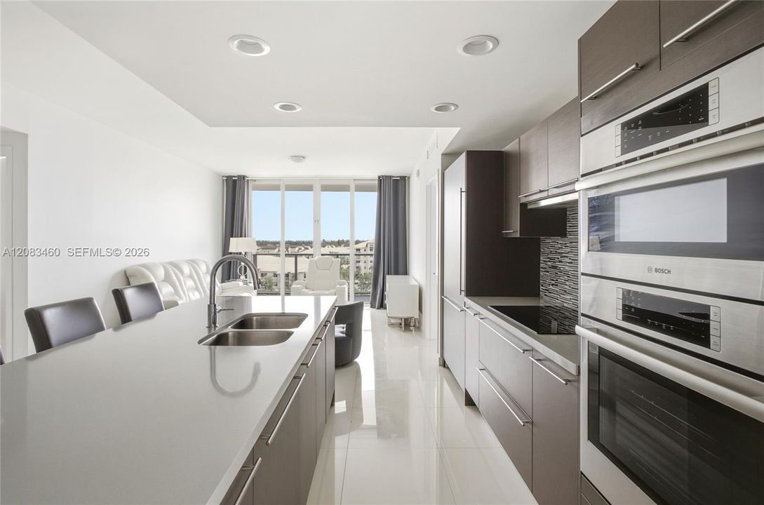 En Venta: $525,990 (3 camas, 2 baños, 1339 Pies cuadrados)