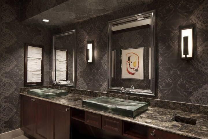 72-web-or-mls-Men's Locker Room