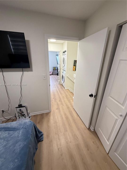 For Sale: $450,000 (3 beds, 3 baths, 1255 Square Feet)