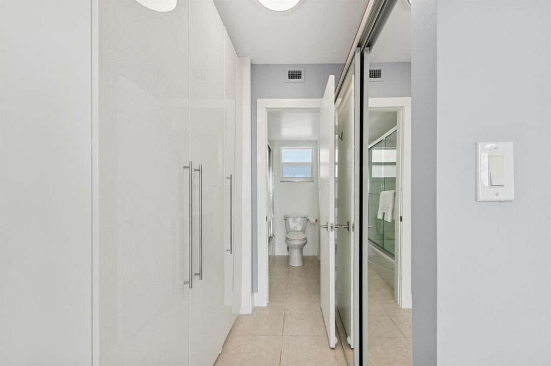 520 closet bathroom