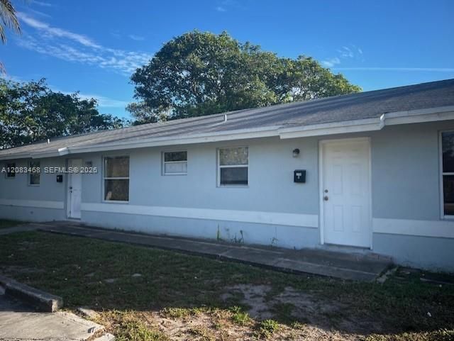 For Rent: $2,600 (3 beds, 2 baths, 2016 Square Feet)