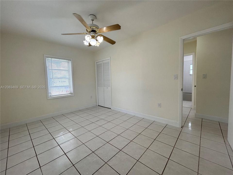 For Rent: $2,800 (3 beds, 2 baths, 1105 Square Feet)