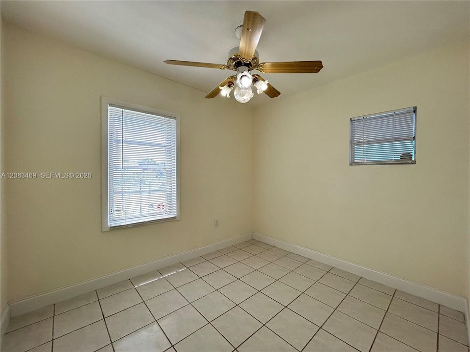For Rent: $2,800 (3 beds, 2 baths, 1105 Square Feet)