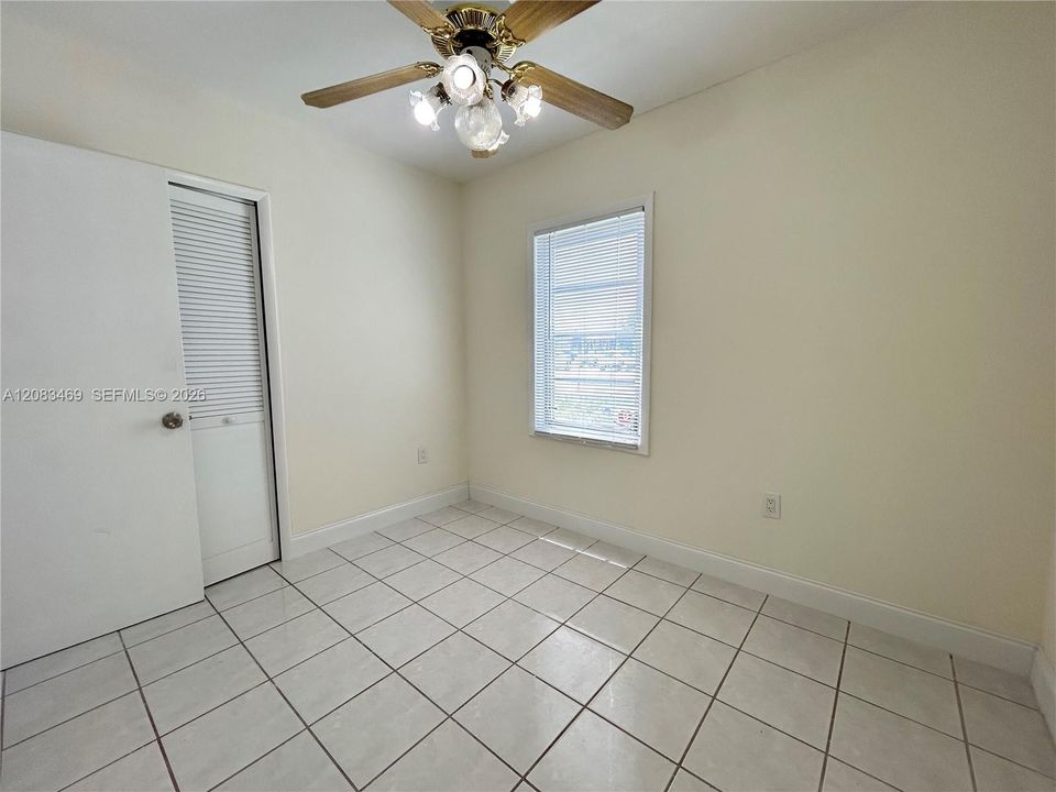 For Rent: $2,800 (3 beds, 2 baths, 1105 Square Feet)