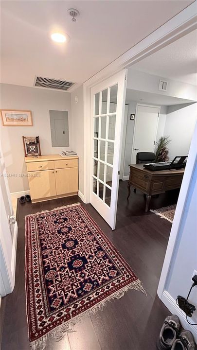 For Sale: $545,000 (2 beds, 2 baths, 1595 Square Feet)