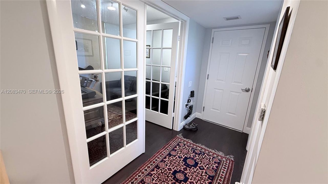 For Sale: $545,000 (2 beds, 2 baths, 1595 Square Feet)