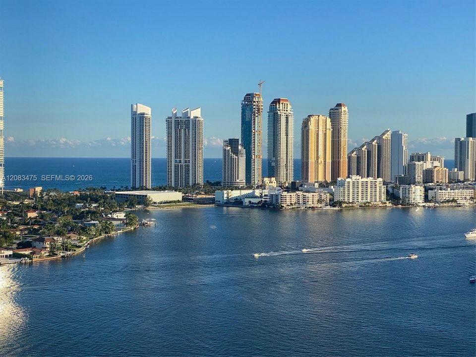 На продажу: $450,000 (2 спален, 2 ванн, 1091 Квадратных фут)
