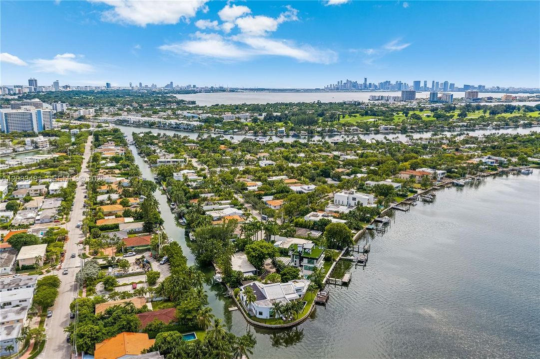 En Venta: $5,850,000 (4 camas, 4 baños, 3450 Pies cuadrados)