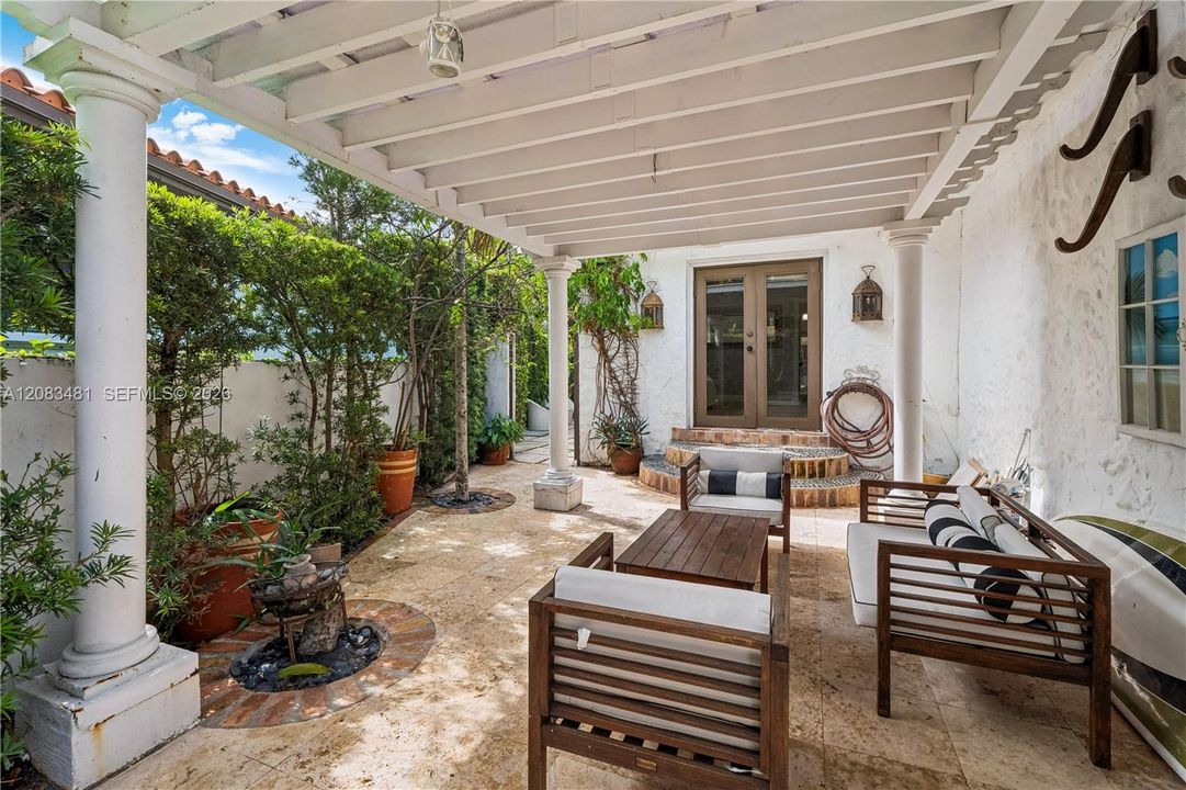 En Venta: $5,850,000 (4 camas, 4 baños, 3450 Pies cuadrados)