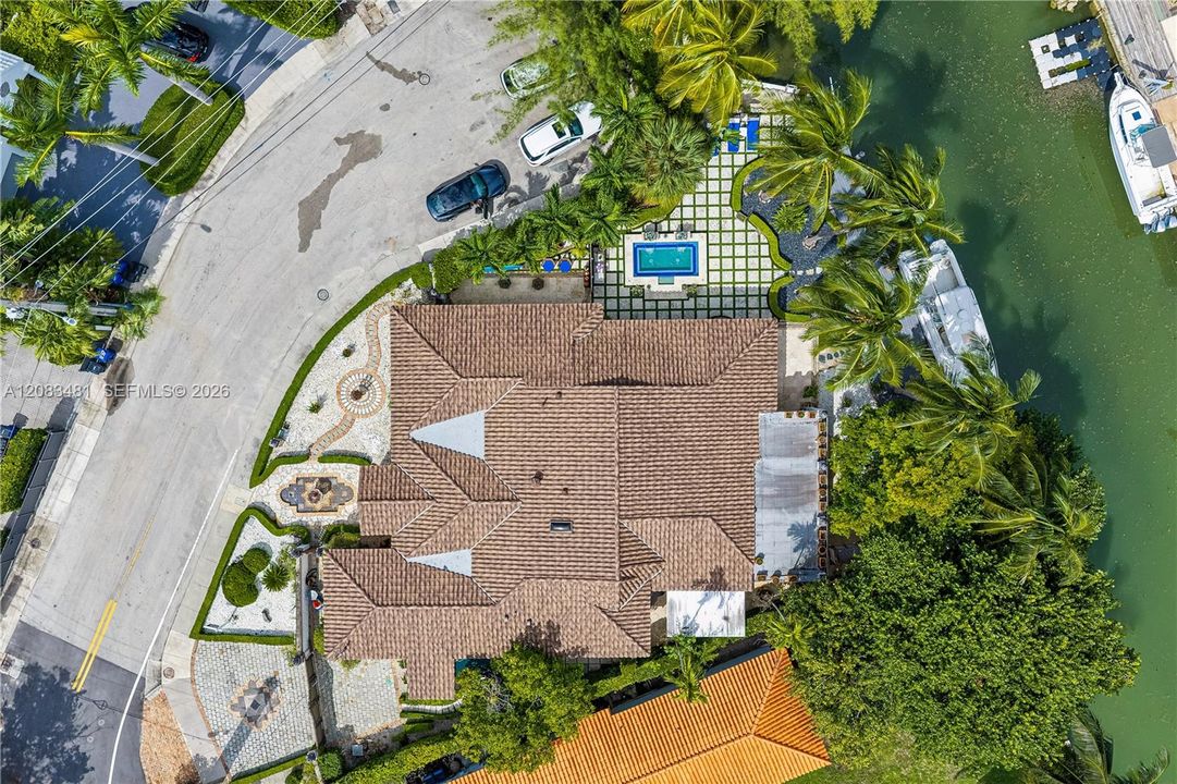 En Venta: $5,850,000 (4 camas, 4 baños, 3450 Pies cuadrados)