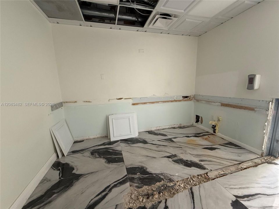 For Rent: $5,500 (0 beds, 0 baths, 0 Square Feet)