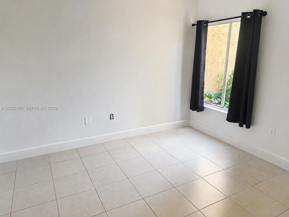 For Rent: $2,150 (2 beds, 2 baths, 1256 Square Feet)