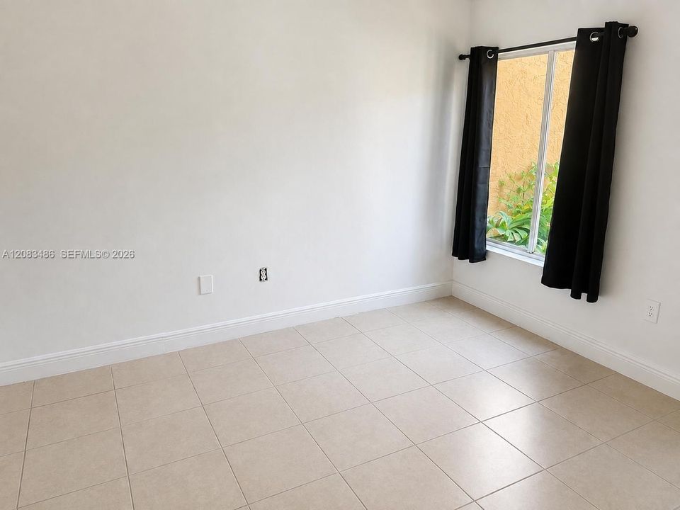 For Rent: $2,150 (2 beds, 2 baths, 1256 Square Feet)