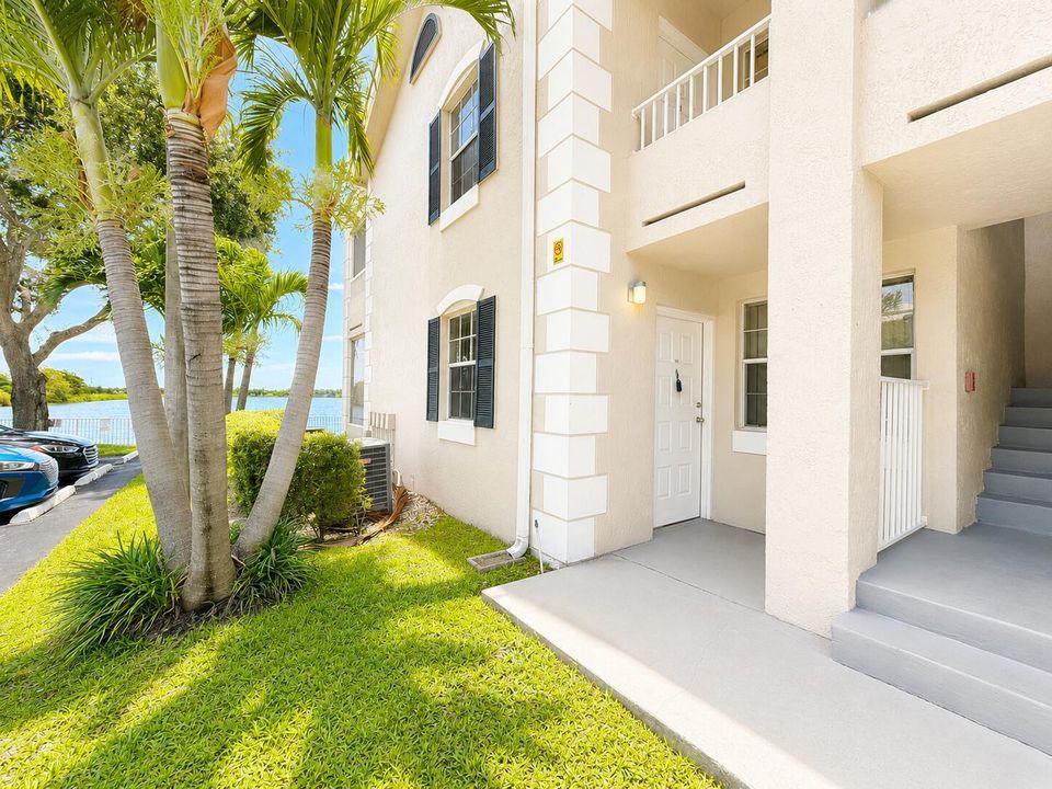 Front Door - Lake View