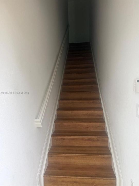 En Venta: $450,000 (3 camas, 3 baños, 1782 Pies cuadrados)