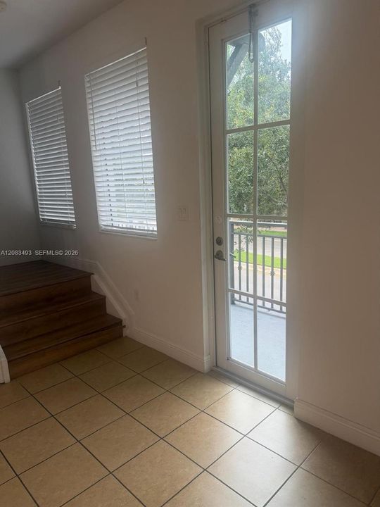 En Venta: $450,000 (3 camas, 3 baños, 1782 Pies cuadrados)