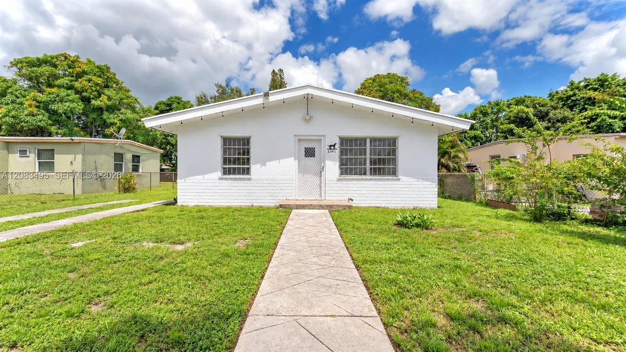 En Venta: $399,000 (3 camas, 1 baños, 945 Pies cuadrados)