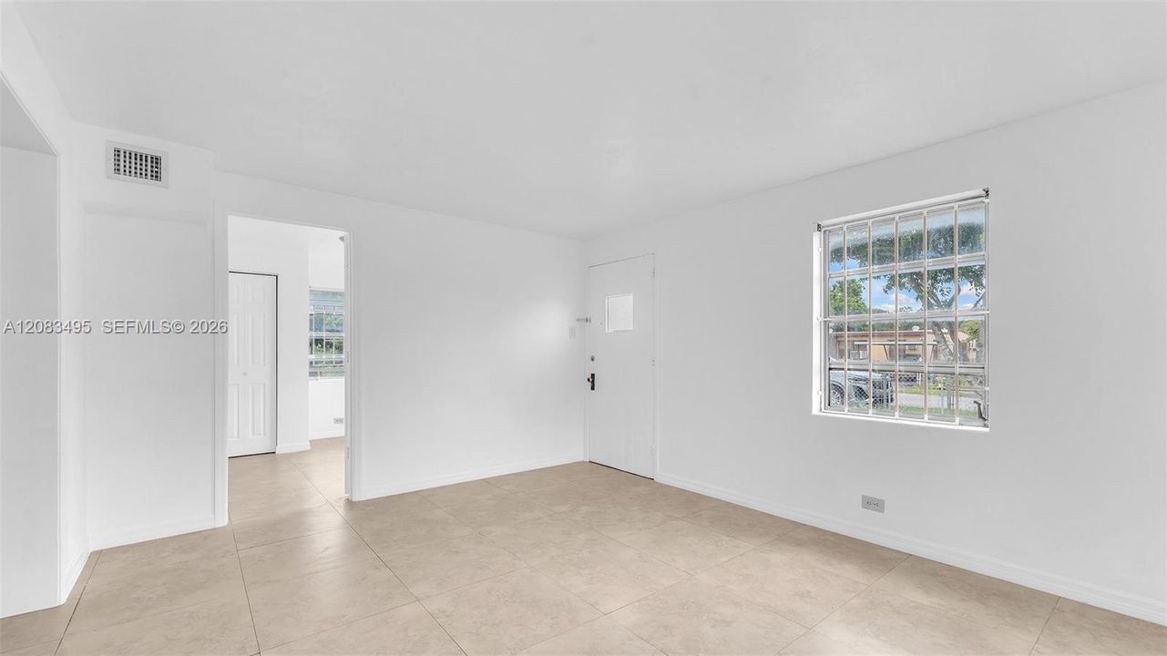 En Venta: $399,000 (3 camas, 1 baños, 945 Pies cuadrados)