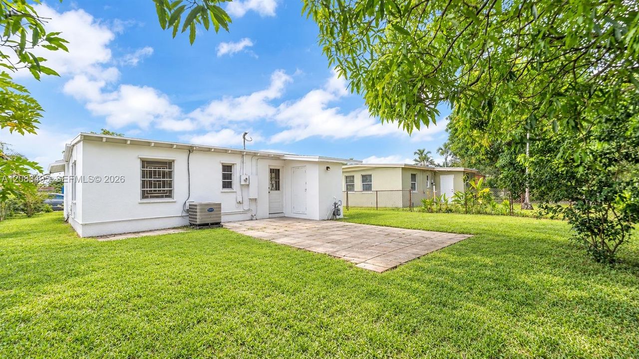 En Venta: $399,000 (3 camas, 1 baños, 945 Pies cuadrados)