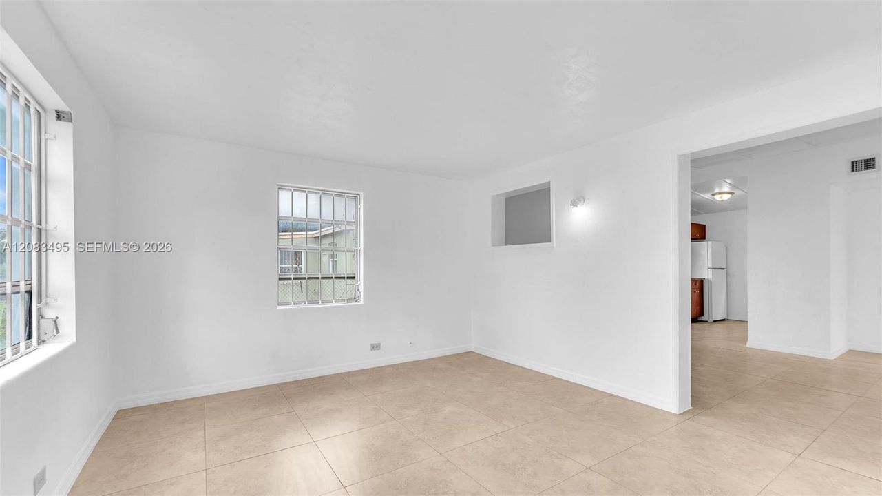 En Venta: $399,000 (3 camas, 1 baños, 945 Pies cuadrados)